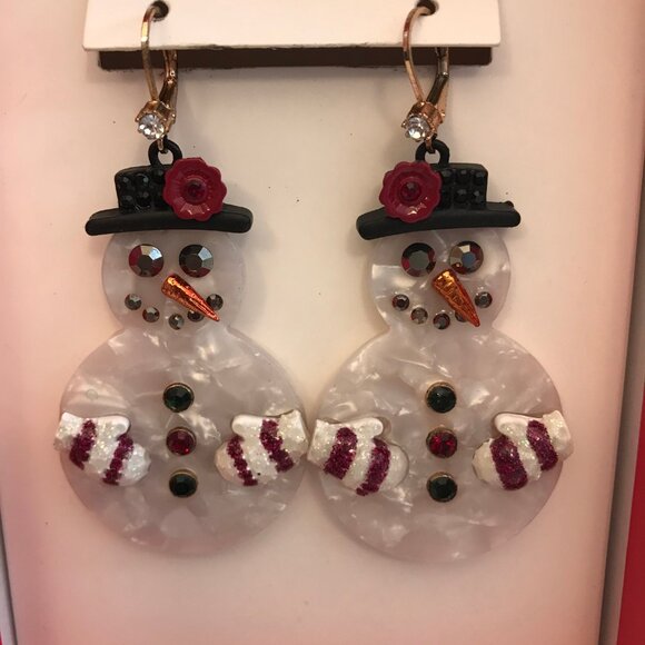NWT Betsey Johnson Festive Snowman Hook Earrings with Black and Red Crystals - Picture 2 of 8